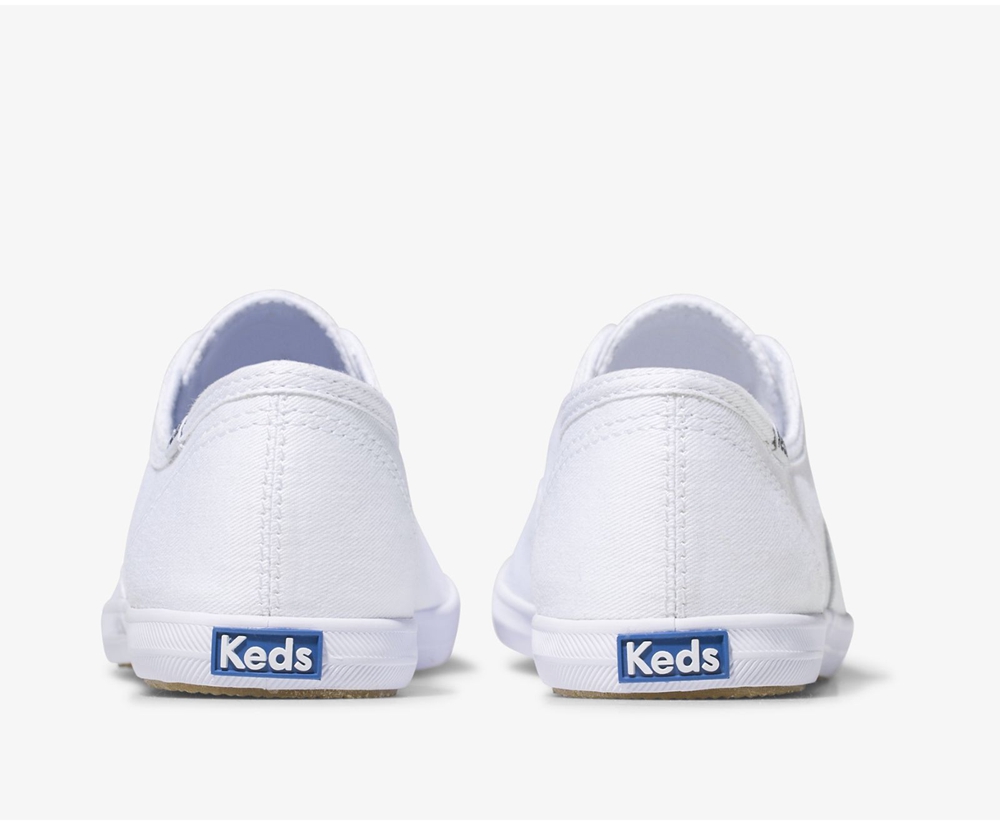 Keds Womens Slip Ons White - Chillax Basics - 359PCTMRD